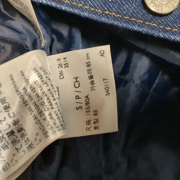 Levi's Women's Dark Wash Denim Jacket Ex Boyfriend Fur Collar Trucker Jacket EUC - Picture 5 of 6